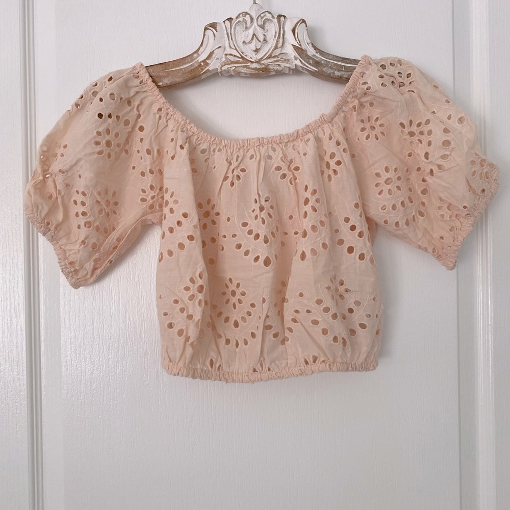 Forever 21 Contemporary peach eyelet crop top, size S